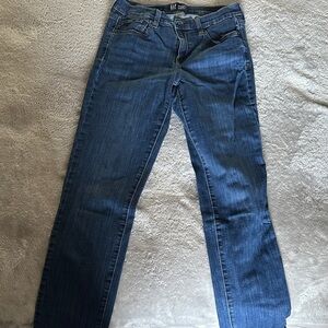 GAP Women's Classic Blue Straight Leg Jeans
